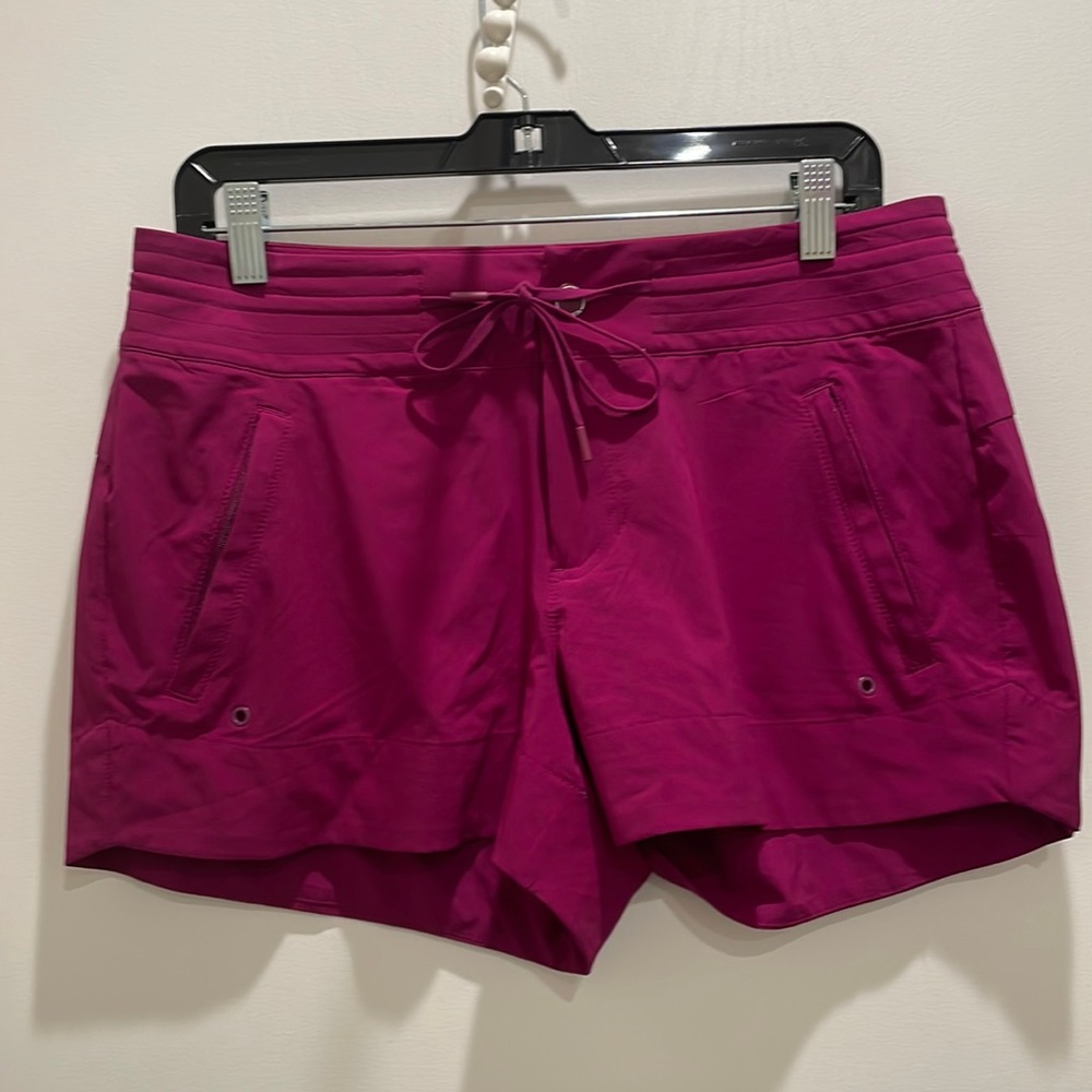 Athleta Swim Shorts (SZ 6)